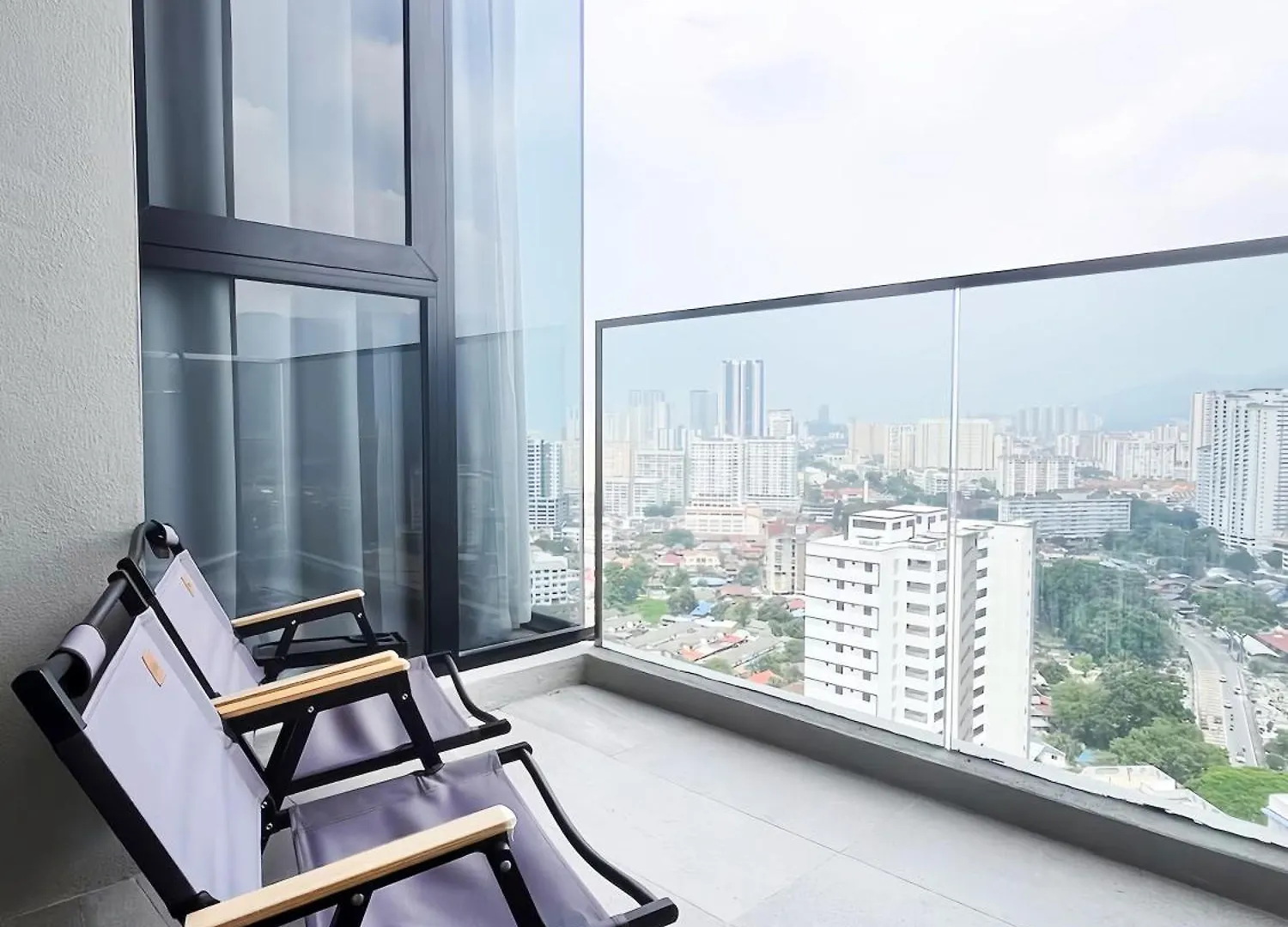 Beacon Executive Suite George Town Apartmán