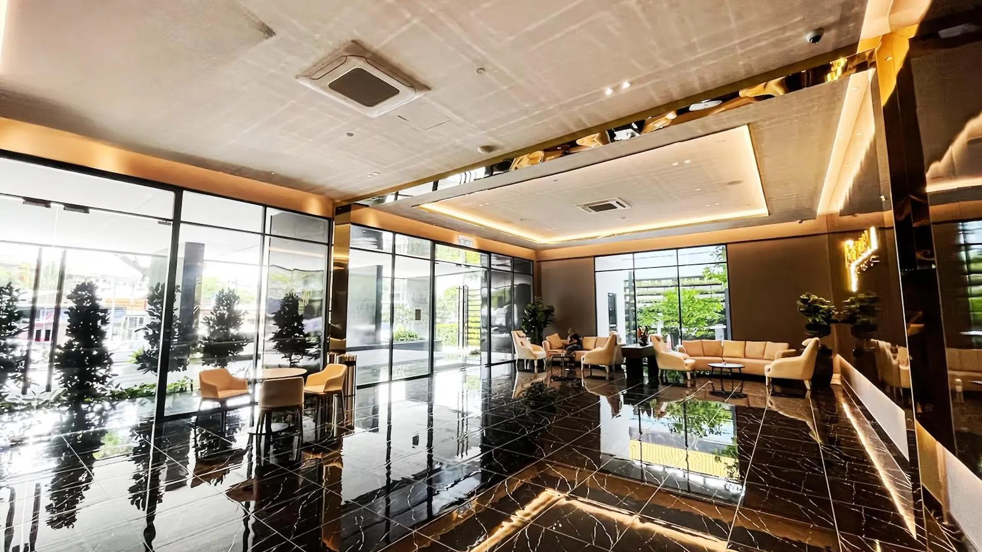 Beacon Executive Suite George Town 0*,  Malajsie