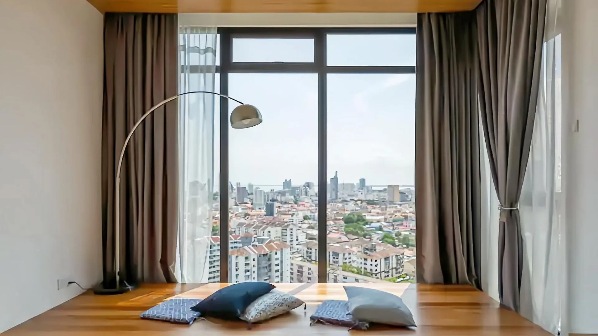 Beacon Executive Suite جورج تاون شقة